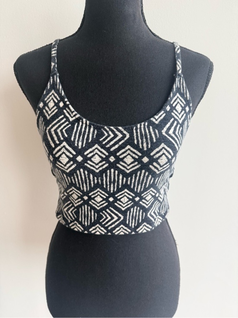 Black and White Geometric Crop Top